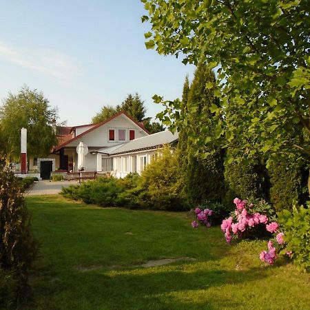 Maison d'hôtes Gosciniec W Sadurkach à Nałęczów Extérieur photo